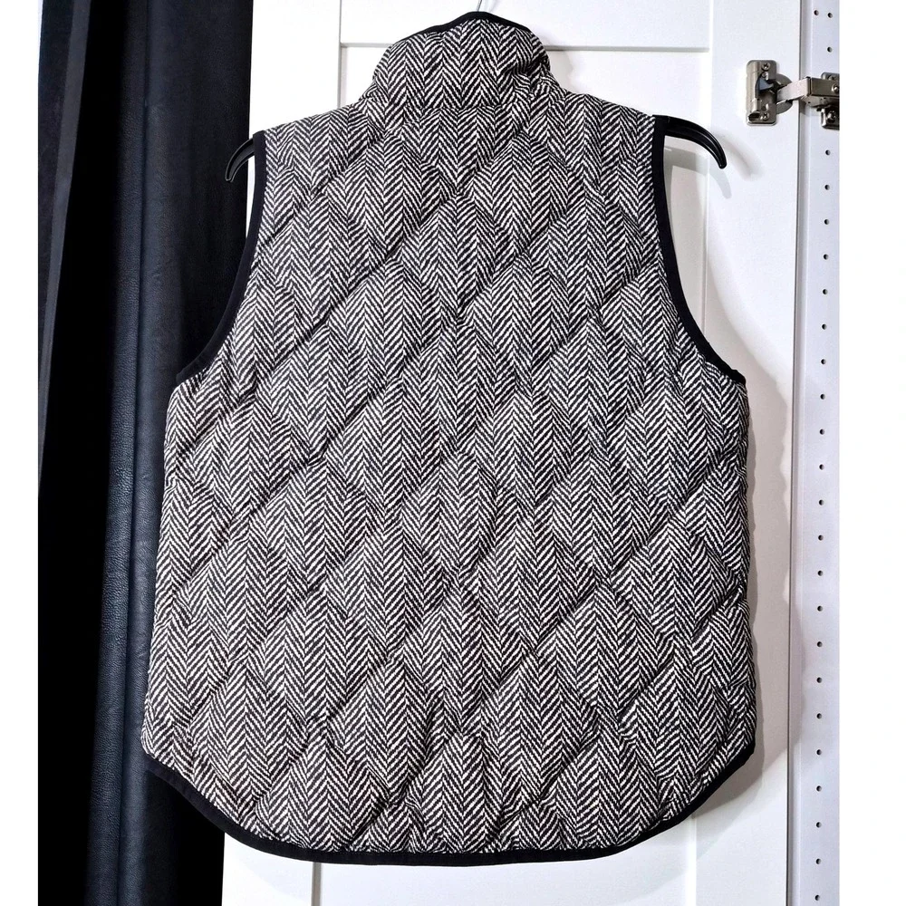 J. Crew crew quilted